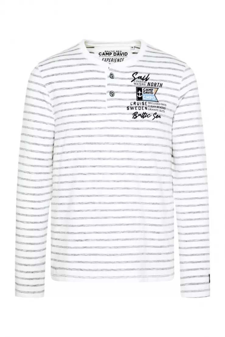 CAMP DAVID & SOCCX Gestreiftes Henley-Shirt mit Artwork opticwhite Flash Sale