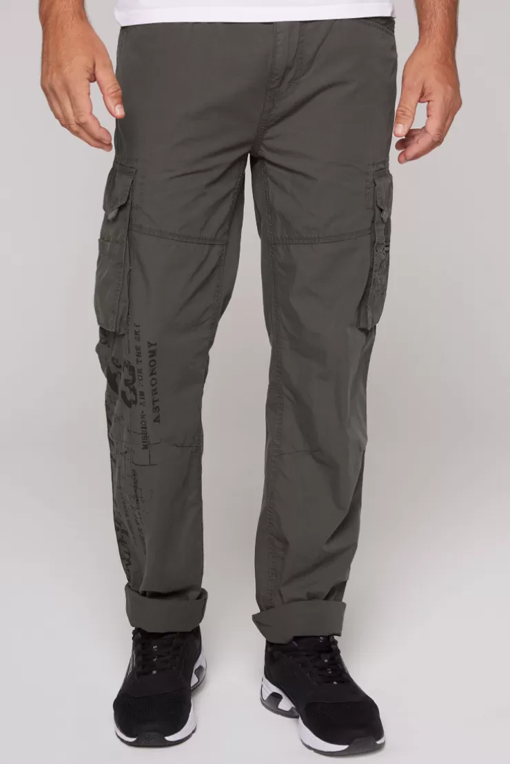 CAMP DAVID & SOCCX Leichte Cargohose mit Label Prints mud Hot